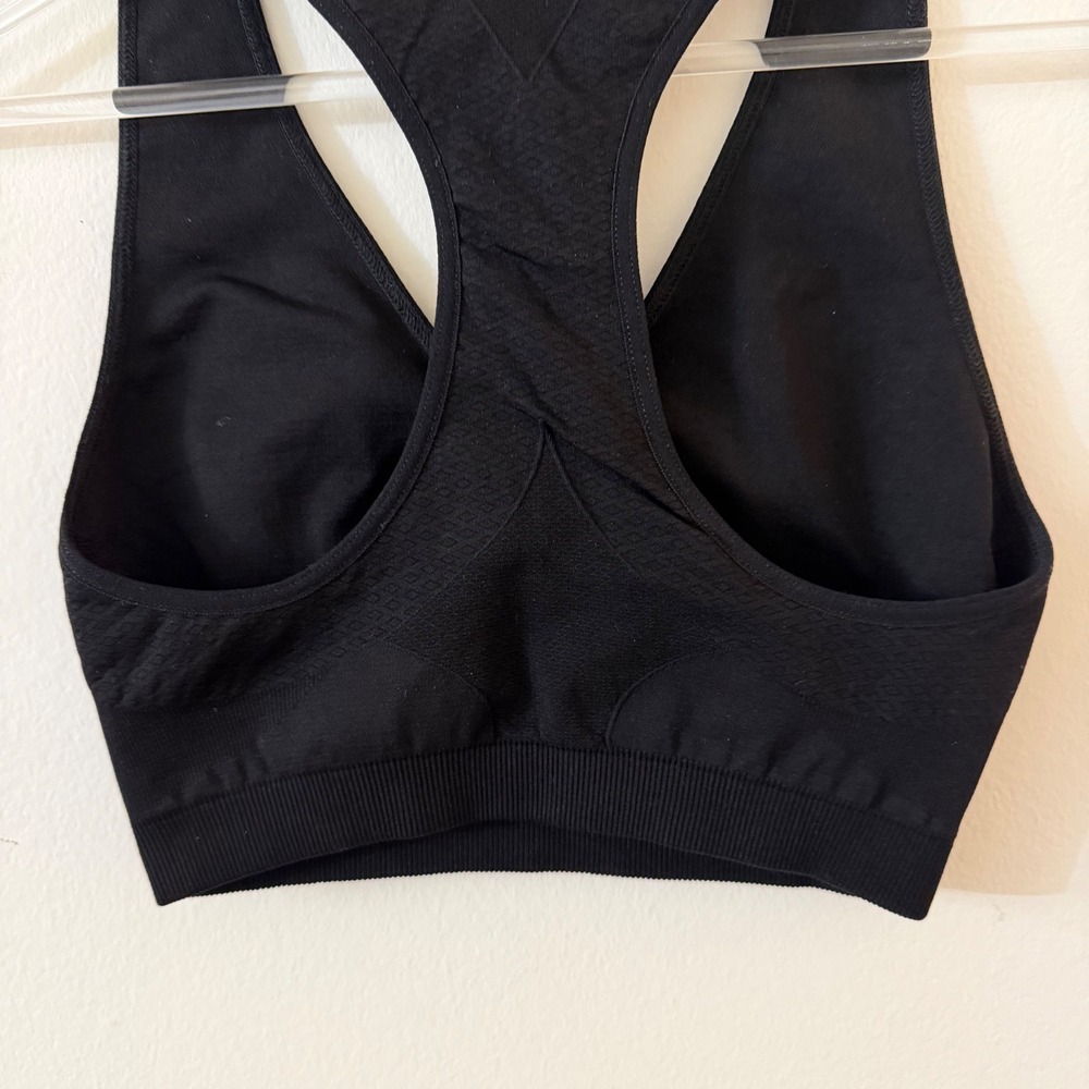 NUX Black Seamless Racerback Sports Bra Medium Textured Athletic Gym M NWOT - Picture 7 of 7